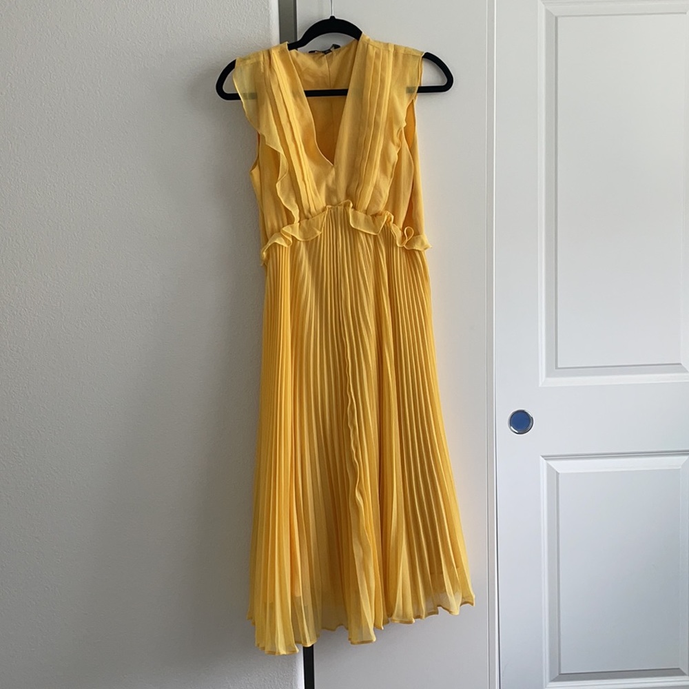 banana republic factory flutter sleeve midi sz m - Picture 2 of 3